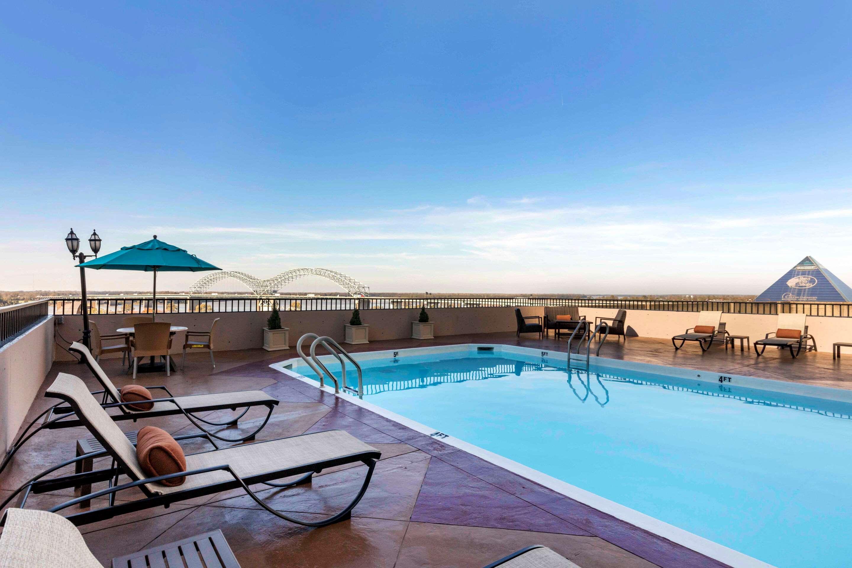 Comfort Inn Memphis Downtown Екстер'єр фото