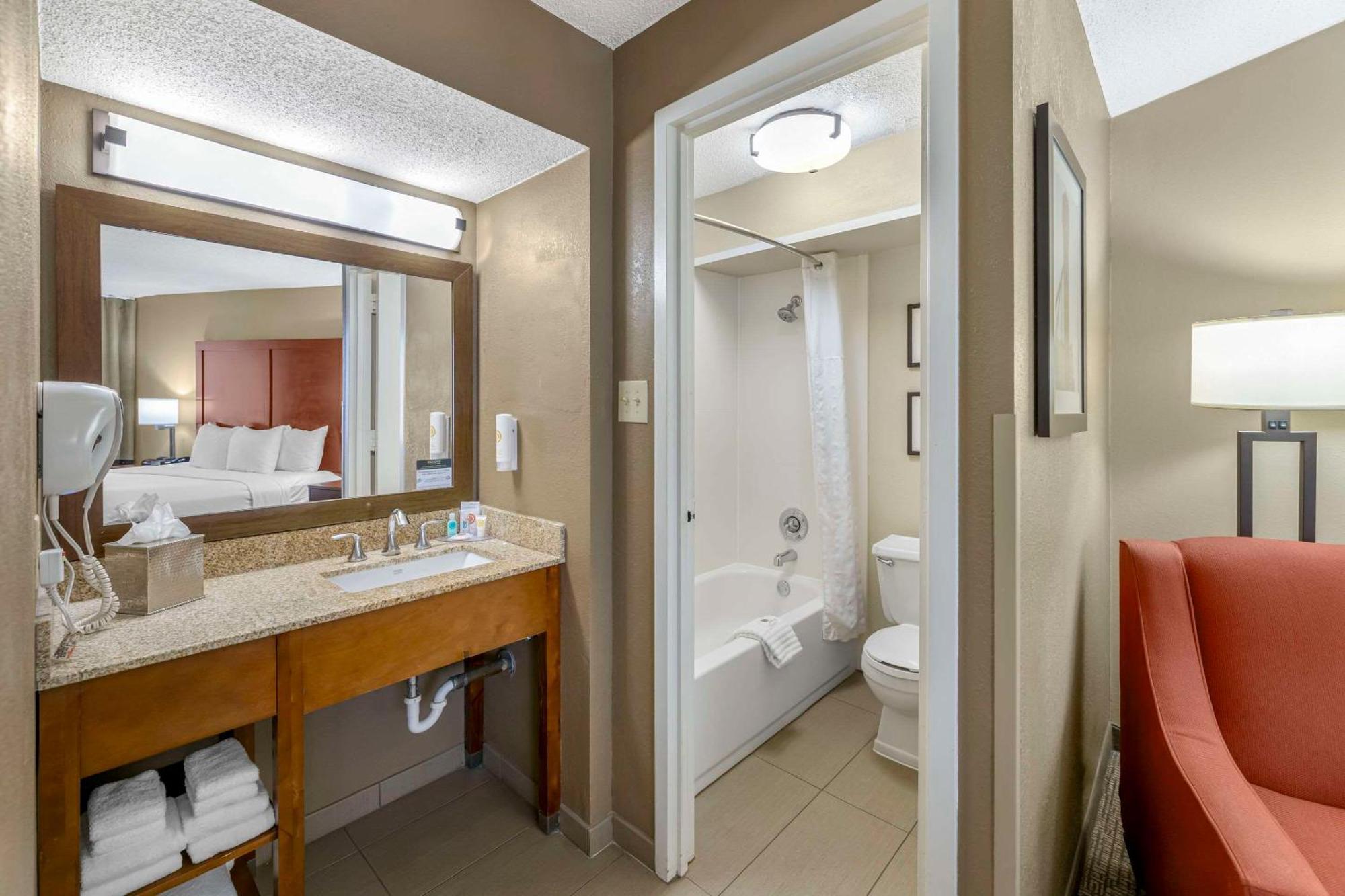 Comfort Inn Memphis Downtown Екстер'єр фото