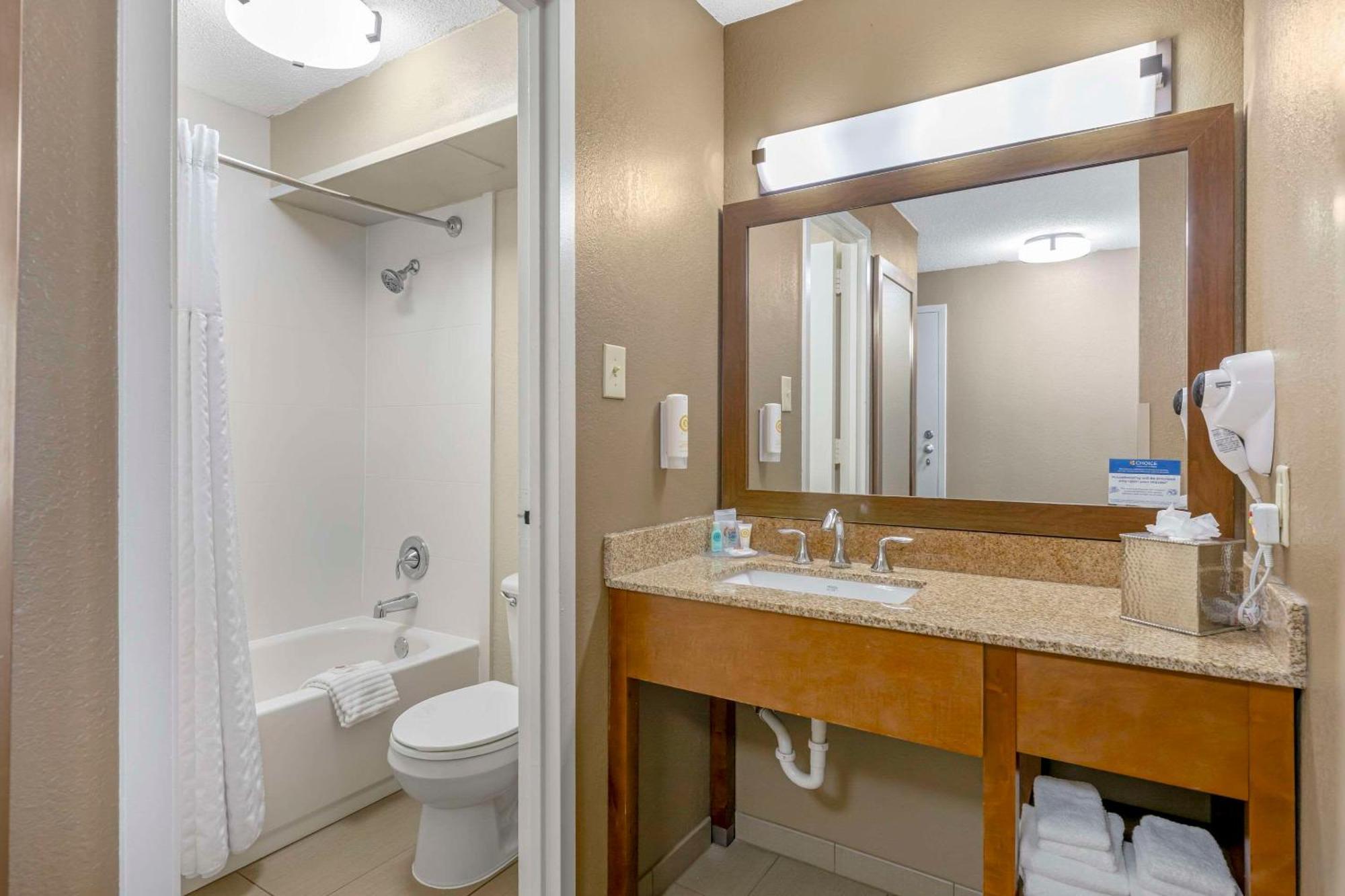 Comfort Inn Memphis Downtown Екстер'єр фото